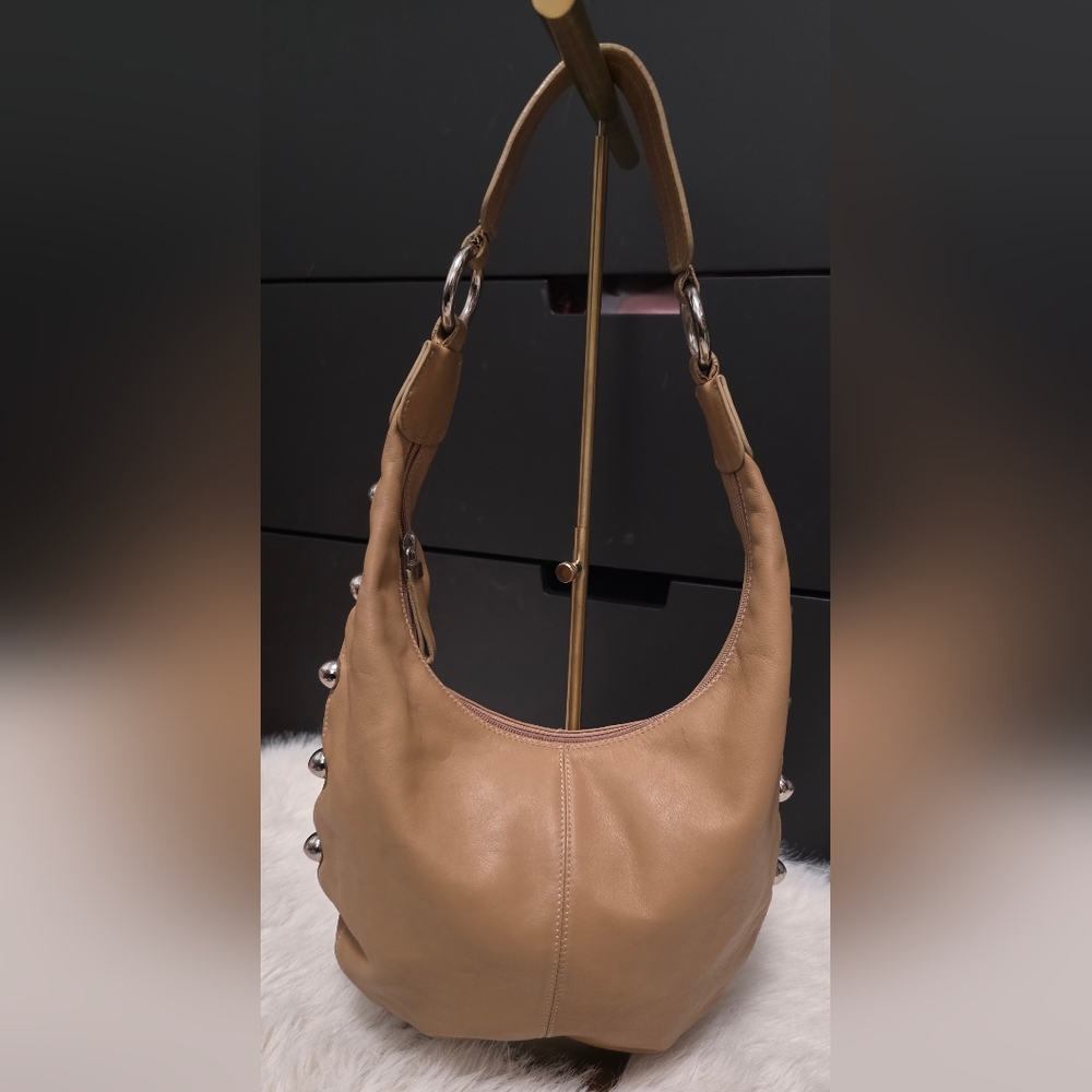 Marc Jacobs Tan Leather Vintage Hobo Bag - Preloved